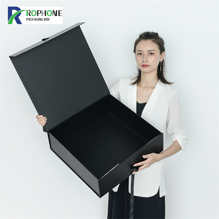 kothak hadiah magnetik ireng