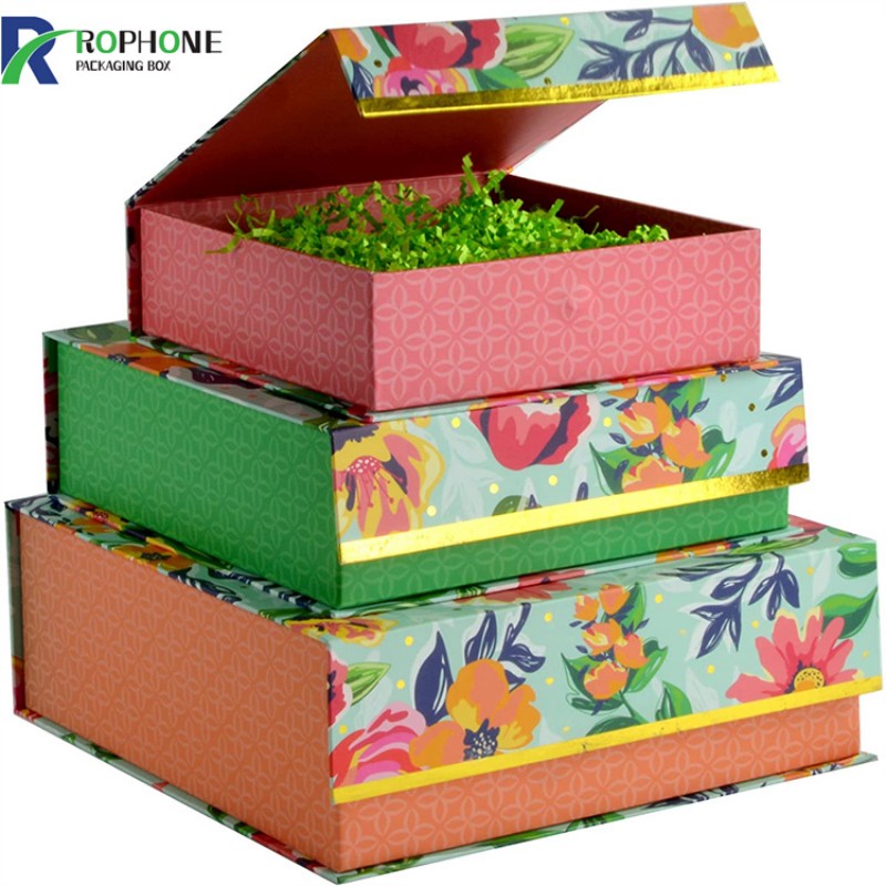 Kothak hadiah Floral