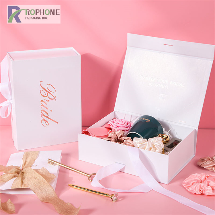 Kothak hadiah kertas lempitan